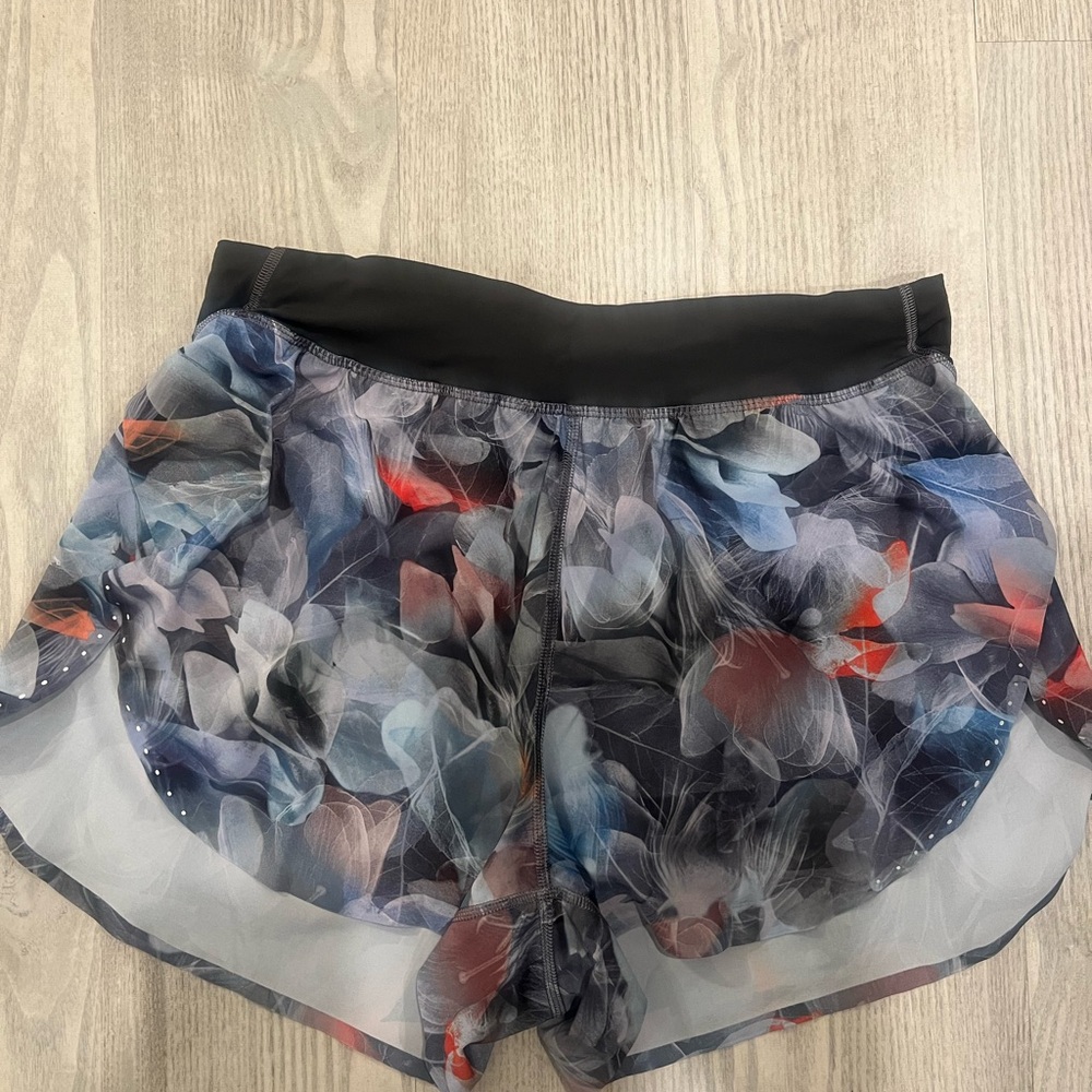 Lululemon fast and free shorts